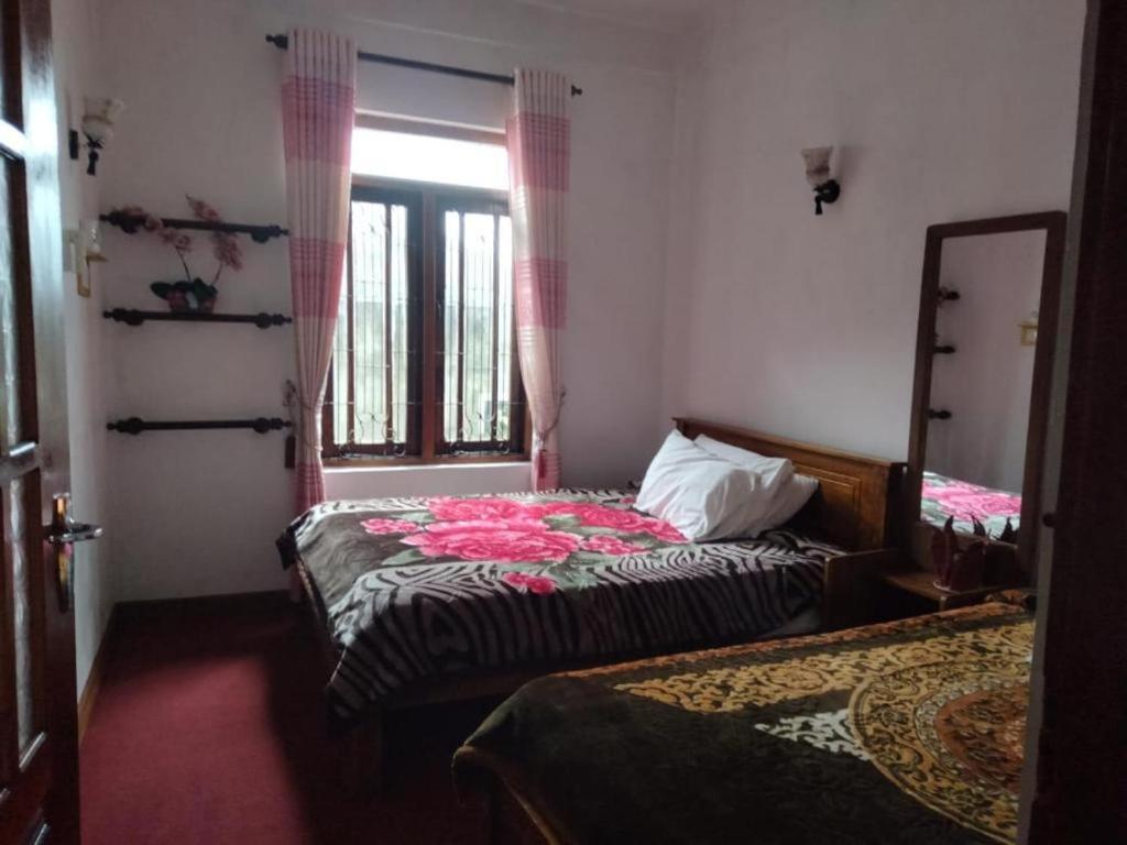 La Rose Guest House Nuwara Eliya Rum bild